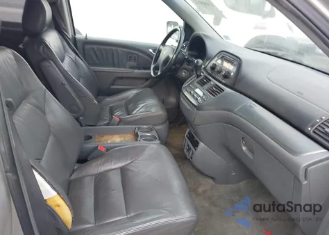 2006 Honda Odyssey Touring z USA, uszkodzony, nr VIN 5FNRL38806B033942